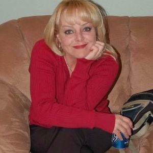 Meet your Posher, Debbie